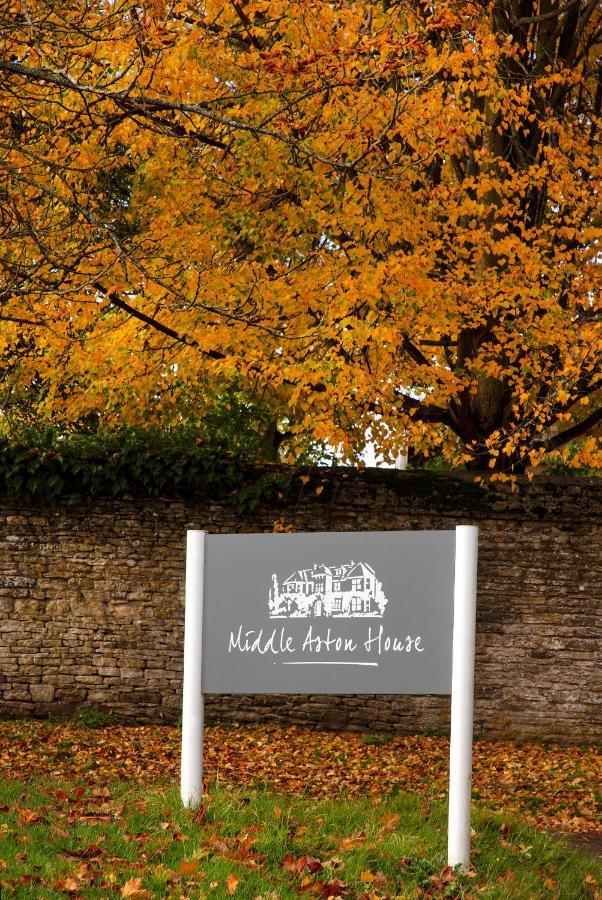 Middle Aston House Exterior foto